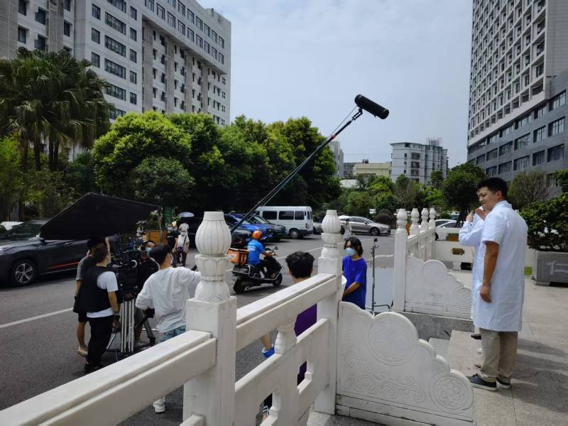 方正县广告片拍摄公司低成本实现高规格制作的诀窍